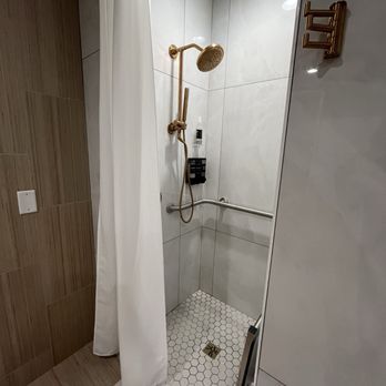 Flora Spa and Aesthetic Bar - Showers - Skin Care Near Me - Wexford, Pennsylvania Flora Spa and Aesthetic Bar - Showers - Skin Care Near Me - Wexford, Pennsylvania