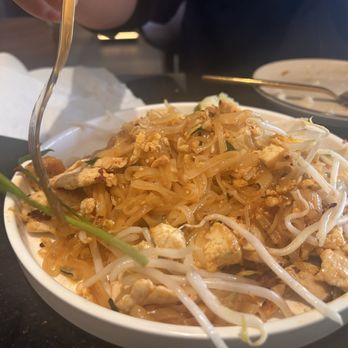 Kapow Thai Eatery - Pad Thai - Thai Near Me - Union City, California Kapow Thai Eatery - Pad Thai - Thai Near Me - Union City, California