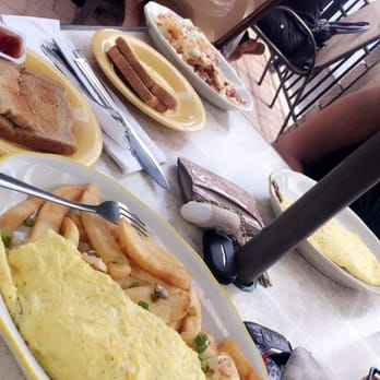 Early Bird Cafe - Western omelet. Mushroom cheese omelet. Fries. Hash Browns. - Cafes Near Me - Keego Harbor, Michigan Early Bird Cafe - Western omelet. Mushroom cheese omelet. Fries. Hash Browns. - Cafes Near Me - Keego Harbor, Michigan