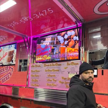 Daisys Desserts - Food Trucks Near Me - Sacramento, California