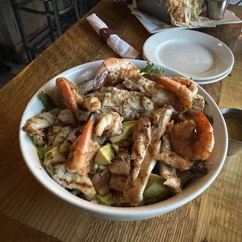 Tessie's bar & kitchen - Cobb Salad with Grilled Chicken and Shrimp - Burgers Near Me - Waltham, Massachusetts