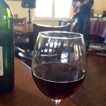 Clearview Vineyard - Great wine and live entertainment at Clearview Vineyards - Wineries Near Me - Warwick, New York