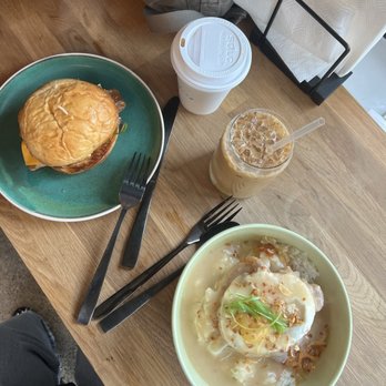 Mémoire Cà Phê - Sando and Biscuit & Gravy and Ca Phe Muoi - Vietnamese Near Me - Portland, Oregon