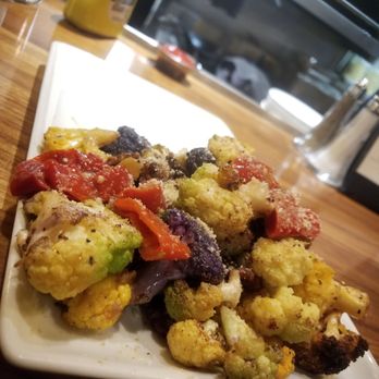 13 Coins Pioneer Square - Tri-colored cauliflower - American Near Me - Seattle, Washington
