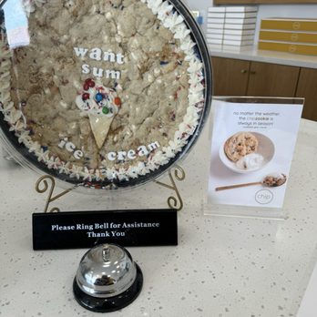 Chip Cookies - Just a big cookie that I thought looked good - Desserts Near Me - Las Vegas, Nevada Chip Cookies - Just a big cookie that I thought looked good - Desserts Near Me - Las Vegas, Nevada