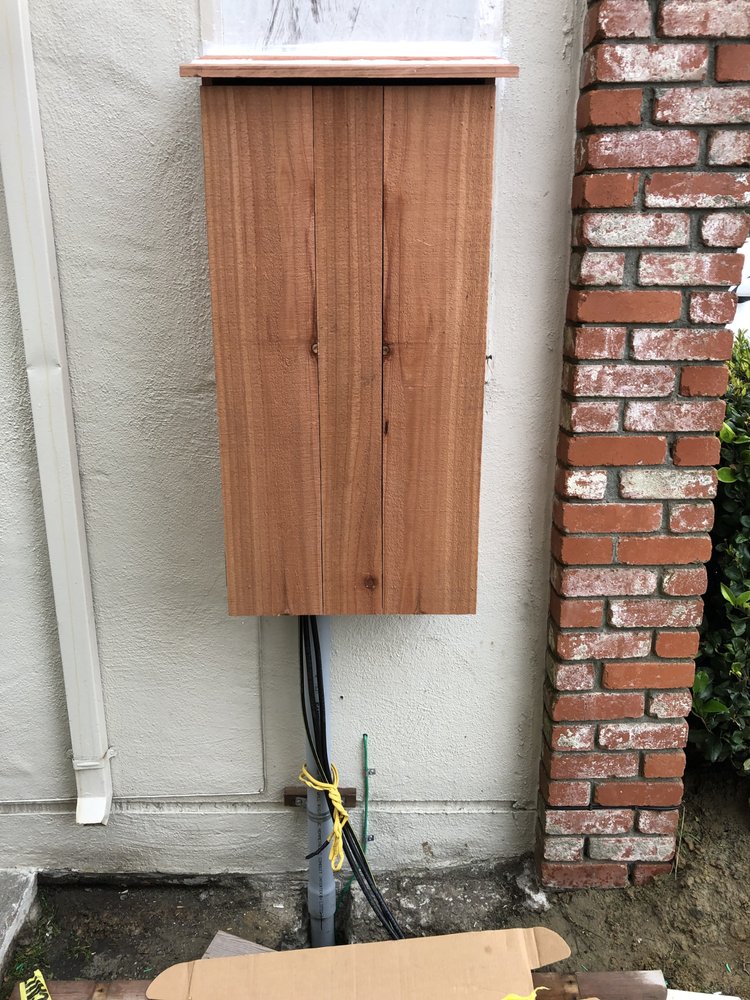 Slide of Mardigras Electric