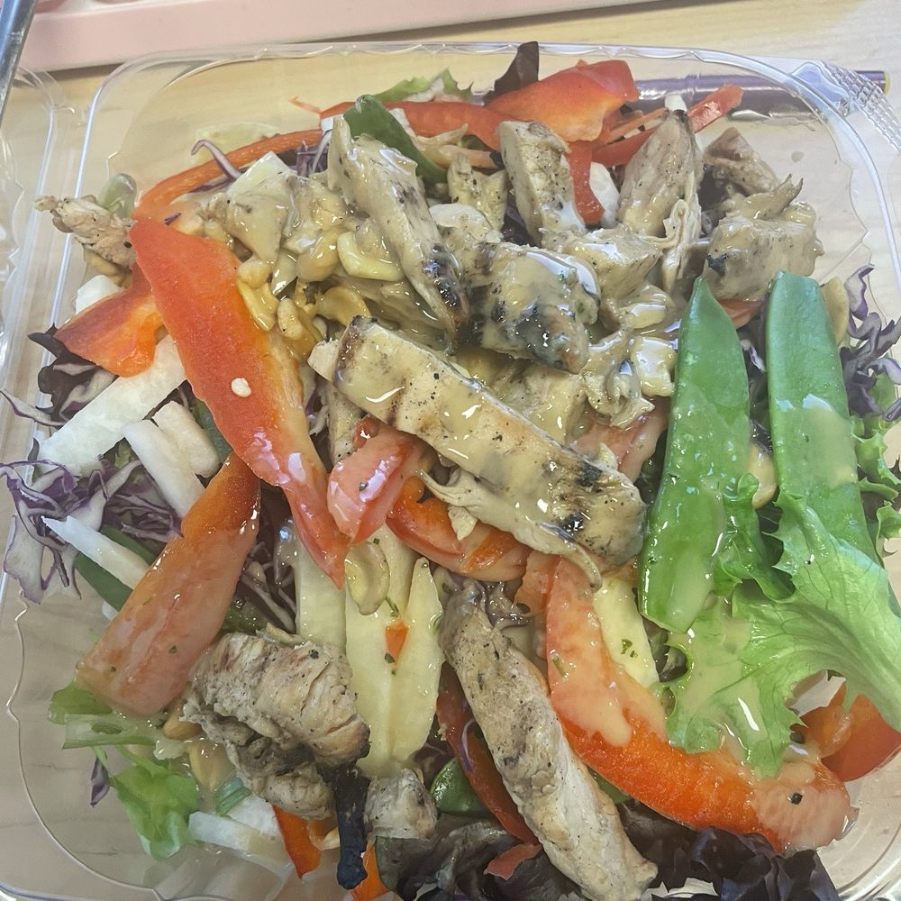 Dos Coyotes Border Cafe - Coyotes ' Yin Yang Salad - Mexican Near Me - Sacramento, California Dos Coyotes Border Cafe - Coyotes ' Yin Yang Salad - Mexican Near Me - Sacramento, California