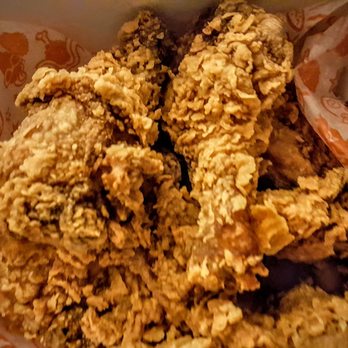 Popeyes Louisiana Kitchen - fried chicken in a basket - Fast Food Near Me - Colton, California Popeyes Louisiana Kitchen - fried chicken in a basket - Fast Food Near Me - Colton, California