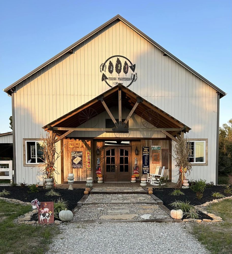 Three Feathers Farm Logo