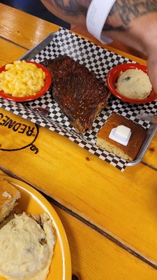 Floyd and Company Real Pit BBQ by null