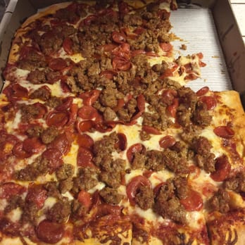 Petrilli's Pizza - Pizza Near Me - Upland, California