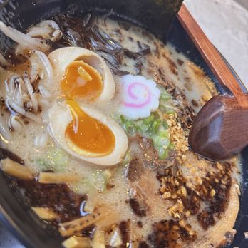 Tachi Ramen & Tea Bar - Garlic Tonkotsu Shoyu Ramen - Bubble Tea Near Me - Las Vegas, Nevada