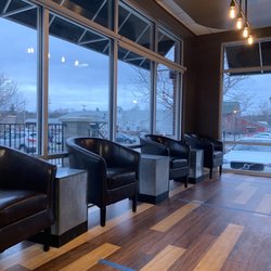 Uncle Franks Mens Club Barber Shop & Lounge