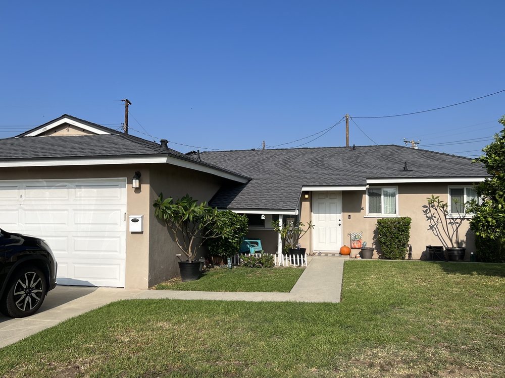 Slide of J & D Roofing