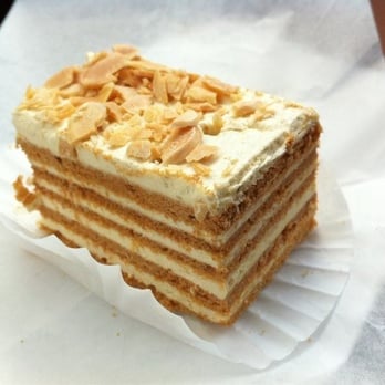 El Brazo Fuerte Bakery - Bakeries Near Me - Miami, Florida