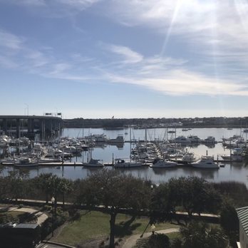 Courtyard by Marriott Charleston Waterfront - Hotels Near Me - Charleston, South Carolina Courtyard by Marriott Charleston Waterfront - Hotels Near Me - Charleston, South Carolina