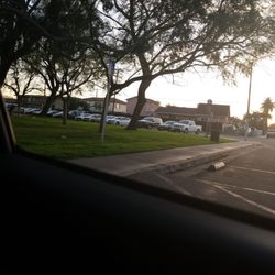 Lynwood Liner Park - Parking area