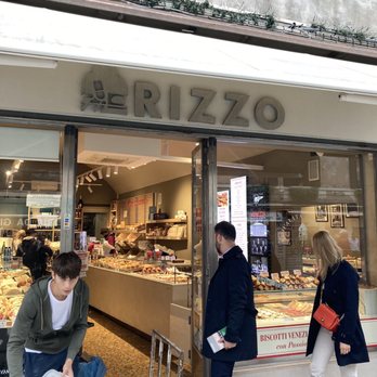 Rizzo - Storefront - Bakeries Near Me - Venezia, VE