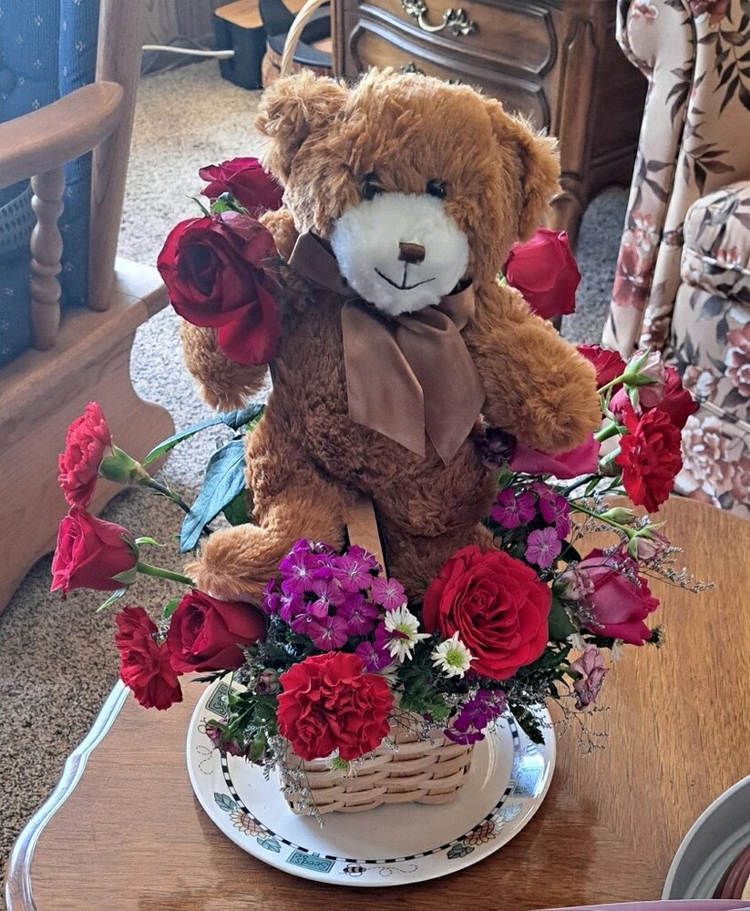 BLOSSOM AND SWEETS FLORIST EL PASO TEXAS 79924 Updated May 2024 1505 Dieter Dr, El