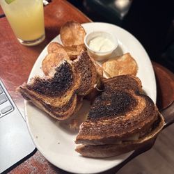 A kinda burned Rueben