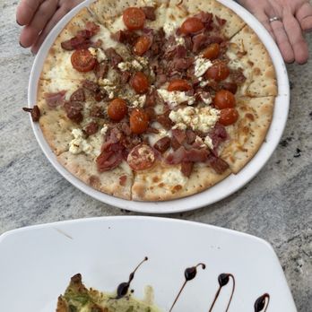 Twigs Bistro and Martini Bar - Pizza and chicken all GF - Bars Near Me - Vancouver, Washington Twigs Bistro and Martini Bar - Pizza and chicken all GF - Bars Near Me - Vancouver, Washington