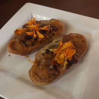 AMOR - Tapas/Small Plates Near Me - Tacoma, Washington