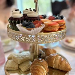The Tea Charmer - Delicious pastries and tea!!