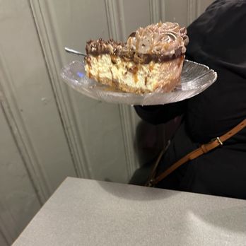 Black Pelican - Peanut butter pie - Seafood Near Me - Kitty Hawk, North Carolina