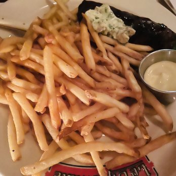 Le Diplomate - John's Steak and Pommes Frites - Brasseries Near Me - Washington, DC, District of Columbia
