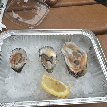 Santa Barbara Fish Market - Oysters - Seafood Markets Near Me - Santa Barbara, California