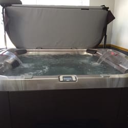 Jacuzzi Hot Tubs of Southeast Pennsylvania - J-585