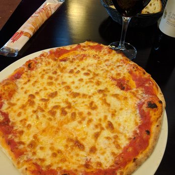 Patrizia - Margarita Pizza - Pizza Near Me - Boulogne-Billancourt, 92