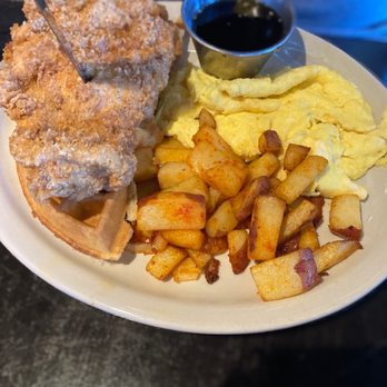 Brunch Snob - Spicy mother clucker - Breakfast & Brunch Near Me - Phoenix, Arizona