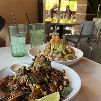 Water + Flour - Spicy Brazilian bowl and poke bowl - Sushi Bars Near Me - Tampa, Florida Water + Flour - Spicy Brazilian bowl and poke bowl - Sushi Bars Near Me - Tampa, Florida