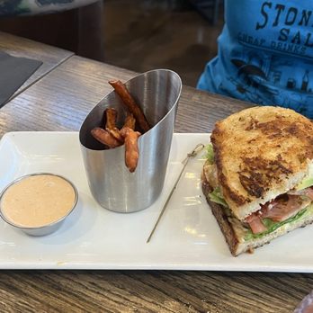Uptown Lounge - Sweet potato fries, cannot remember the sandwich. - Lounges Near Me - Yelm, Washington Uptown Lounge - Sweet potato fries, cannot remember the sandwich. - Lounges Near Me - Yelm, Washington