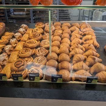 Boulangerie Ange - Bakeries Near Me - Laval, Quebec