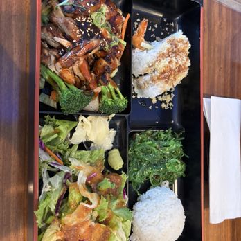 Sky Sushi - Sushi Bars Near Me - Vista, California
