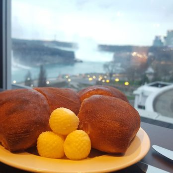 The Rainbow Room - Bread - Breakfast & Brunch Near Me - Niagara Falls, Ontario