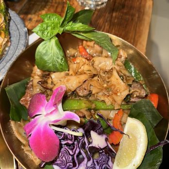 Lemongrass Brooklyn - Thai Near Me - Brooklyn, New York