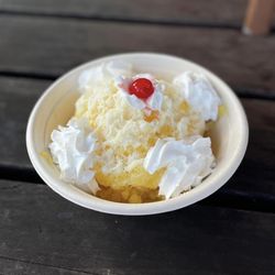 Aloha General Store - Pineapple bowl! Sooo yummy!!!
