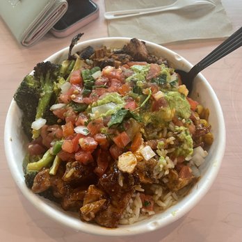 Fresh Kitchen - Six bowl with Brown & Coconut Rice, Chickpeas, BBQ Chicken & Herb Chicken, Avocado, & Pico De Gallo. - New American Near Me - Lakeland, Florida