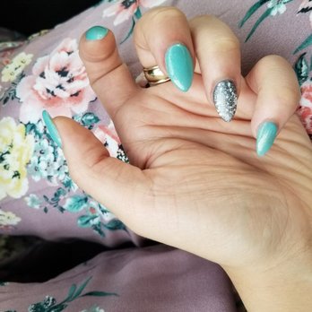 Cosmo Lashes and Nails - Nail Salons Near Me - Renton, Washington Cosmo Lashes and Nails - Nail Salons Near Me - Renton, Washington