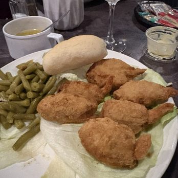 Popeye's Chop House - Stuffed shrimp with green beans - Steakhouses Near Me - Breese, Illinois Popeye's Chop House - Stuffed shrimp with green beans - Steakhouses Near Me - Breese, Illinois