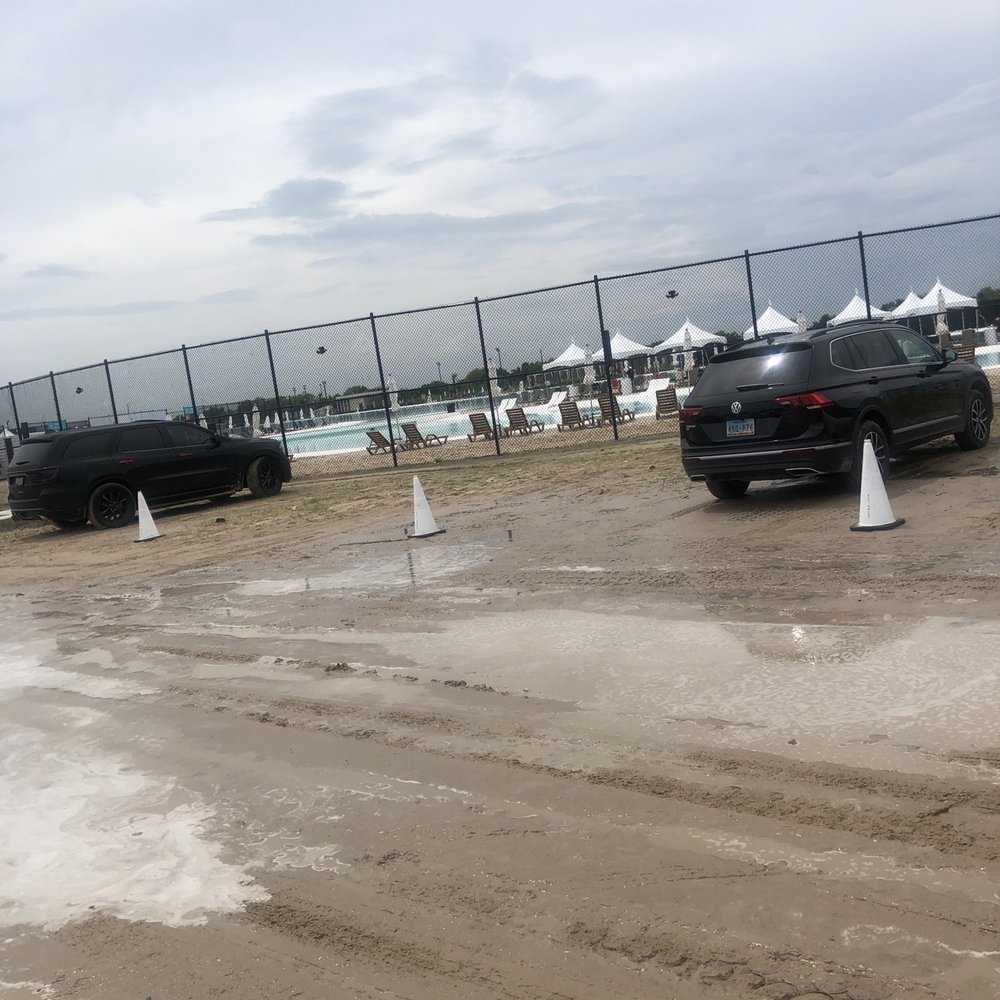 Lagoonfest - Sunny day, but closed park - Water Parks Near Me - Texas City, Texas