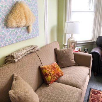 Gayle Paul, MFT - Roomy couch for couples. - Psychologists Near Me - San Francisco, California Gayle Paul, MFT - Roomy couch for couples. - Psychologists Near Me - San Francisco, California