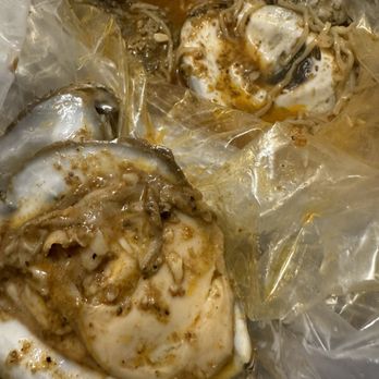Tasty Crab House - Steamed Oysters - 12 Pieces that was not steamed long runny and raw. Nasty just like the front staff attitudes. - Seafood Near Me - North Charleston, South Carolina