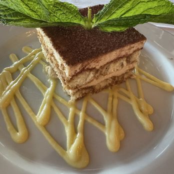 Bella Siena - Tiramisu... strange flavor... looks good but tastes bad. - Italian Near Me - Benicia, California