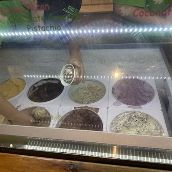 Fresh Local Ice Cream - Ice Cream & Frozen Yogurt Near Me - Apex, North Carolina