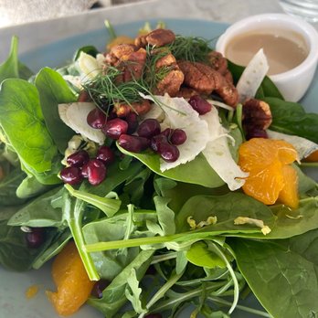 The Table at Crate - The simple yet pleasant Crate Salad - New American Near Me - Oak Brook, Illinois The Table at Crate - The simple yet pleasant Crate Salad - New American Near Me - Oak Brook, Illinois