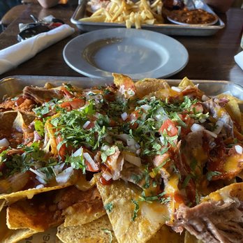 Smoke Daddy - Pulled Meat Nachos - Barbeque Near Me - Chicago, Illinois Smoke Daddy - Pulled Meat Nachos - Barbeque Near Me - Chicago, Illinois